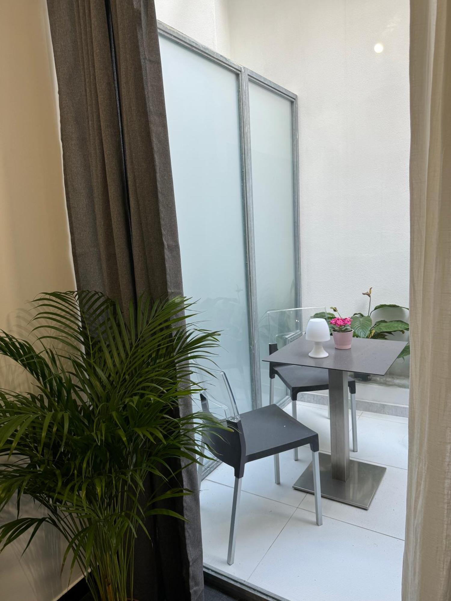 Black Room & Breakfast Bari Exterior foto